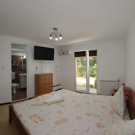 Casa Francisc 3*