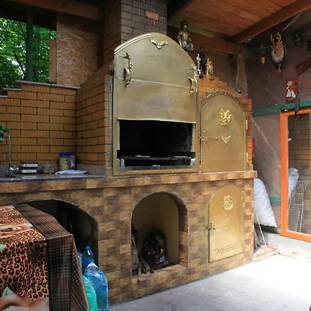 ゲストハウス Casa Francisc エフォリエ・ノルド